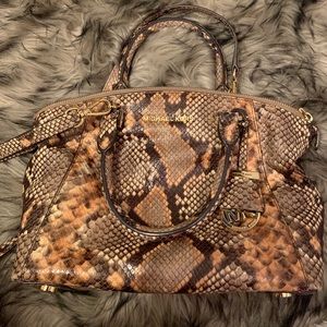 Michael Kors purse